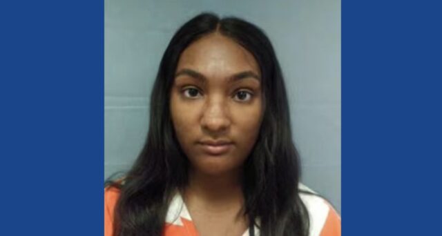 One person arrested after running away with child in Florida