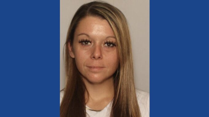 Police searching for wanted fugitive in Ohio