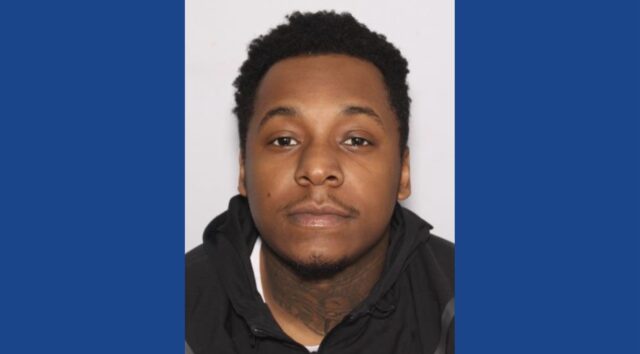Police searching for wanted robbery suspect in Ohio
