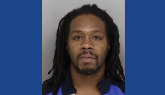 Police searching for wanted theft suspect in Ohio