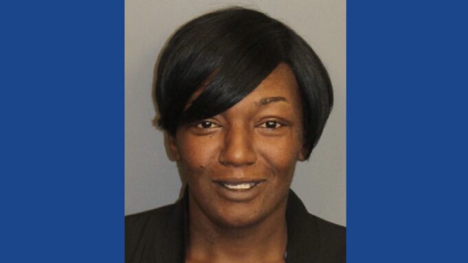 Police searching for wanted theft suspect in Alabama