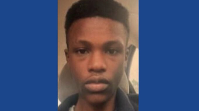 Police searching for missing 16-year-old in Arkansas