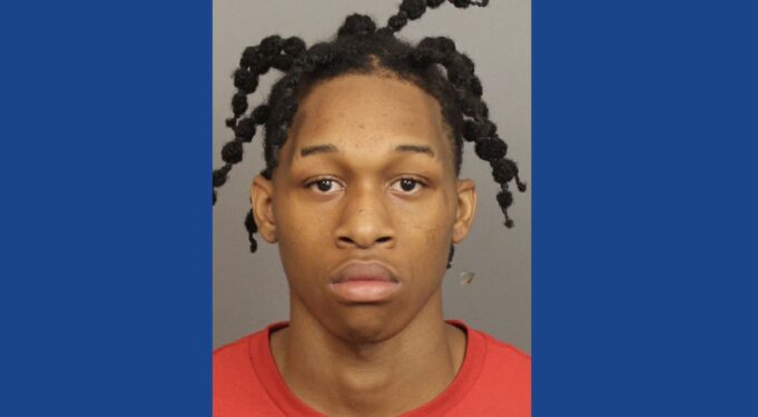 Police searching for wanted attempted murder suspect in Alabama