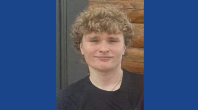 Police searching for missing 17-year-old in Ohio