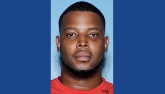Police searching for wanted assault suspect in Alabama