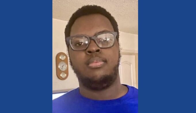 Police searching for wanted murder suspect in Louisiana