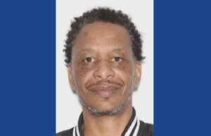 Police searching for wanted theft suspect in Georgia