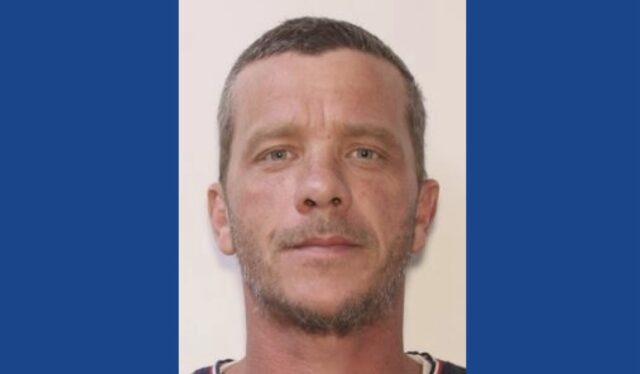 Police searching for wanted fugitive in Georgia