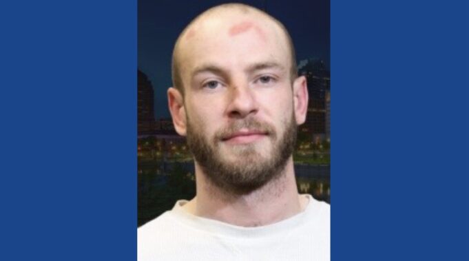 Police searching for wanted breaking and entering suspect in Ohio