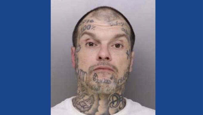 Police searching for wanted fugitive in Ohio