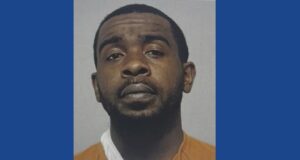 Police searching for wanted theft suspect in Georgia