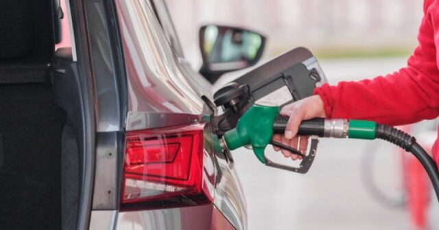 Gas now over $5 a gallon in Illinois