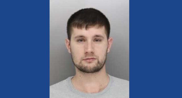 Police searching for vehicle theft suspect in Ohio